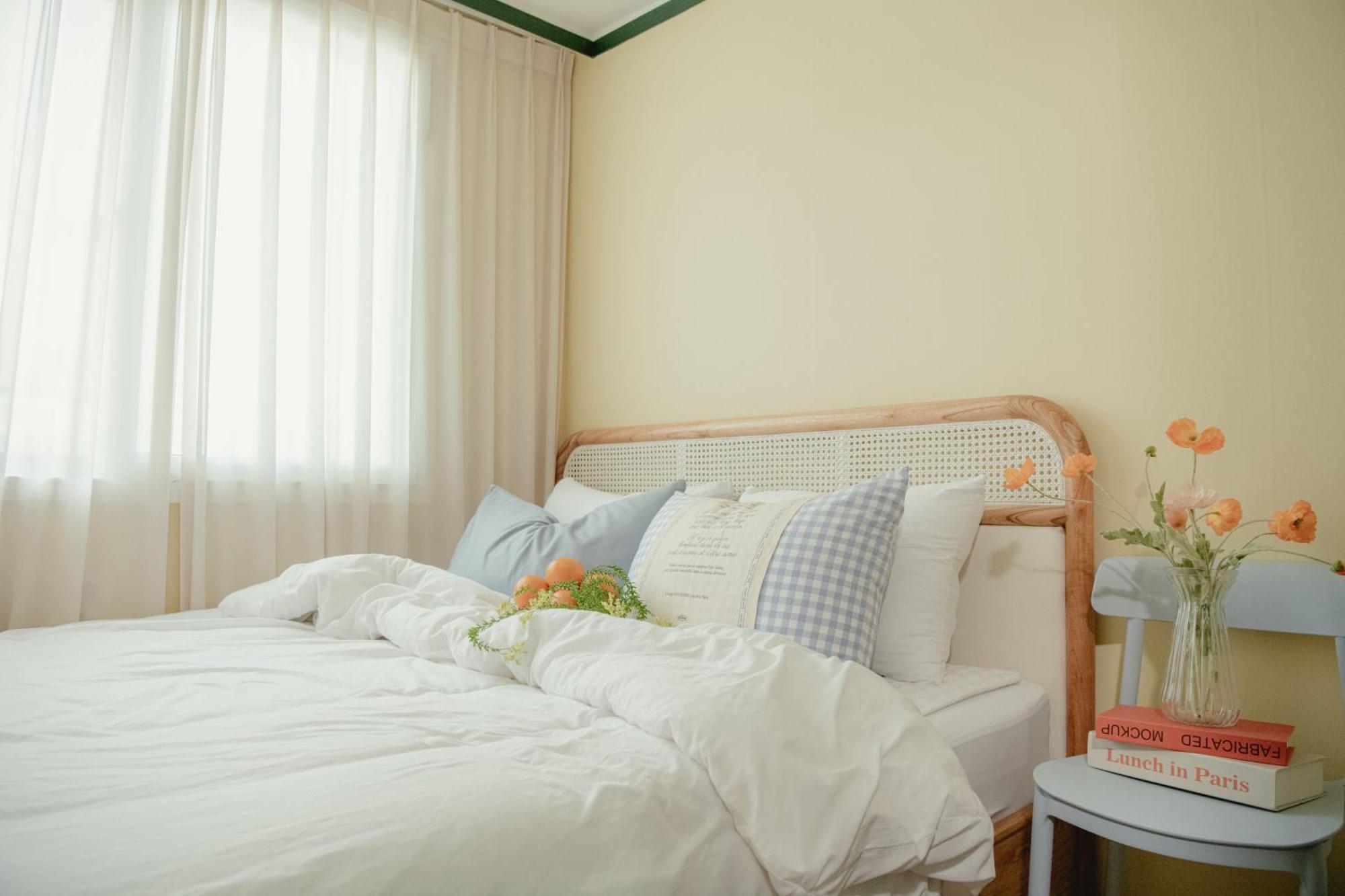 Apartment Hongik Univ Station Romantic Rooftop-house